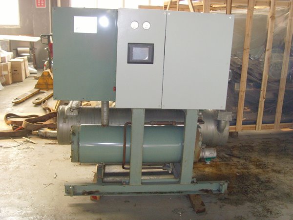 和舍镇酒店中央空调不停机清洗方法介绍